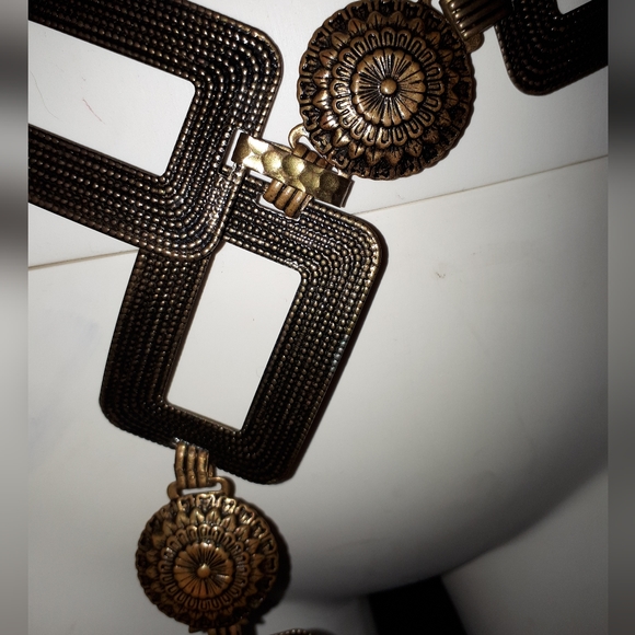 Vintage brass link belt. - Picture 3 of 5